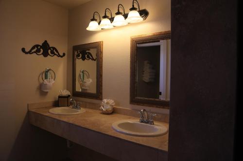 The Lodge on Route 66 – Williams, AZ