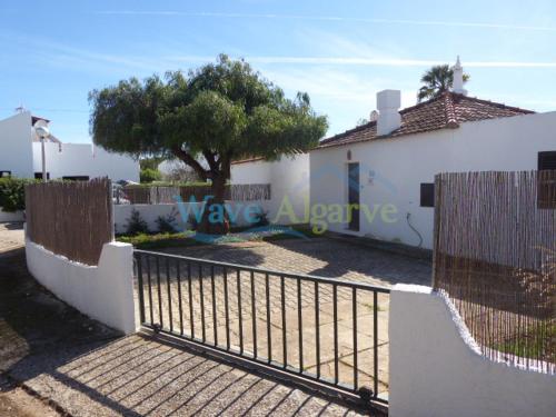 Casa Pratas in Cabanas by Wave Algarve gîte à louer Canada