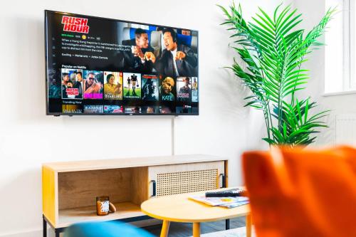 편의 시설/서비스, Modern Apartment - Cradley Heath - Top Rated - Netflix - Wifi - 1MH in 올드버리