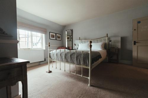 The Woolpack Hotel - image 13