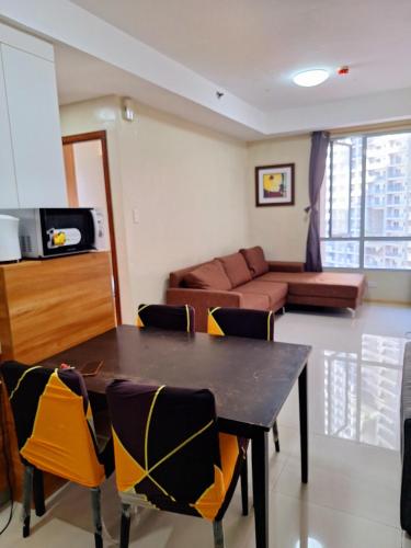 U806 2Bedrooms PoolAccess Netflix wifi85mbps Karaoke, Manila (photo 3)