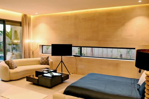 Villa magnifia avec piscine à 20 min de Marrakech - ARK Realty - image 12