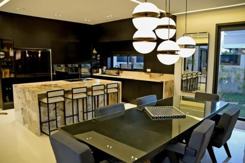 Villa magnifia avec piscine à 20 min de Marrakech - ARK Realty - image 2