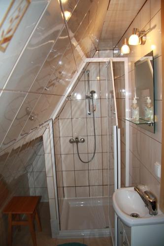 U Nas Pokoje Goscinne in กาเมียนเนียซ