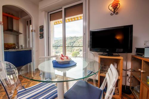 239 - Casa del Sole VISTA MARE Moneglia - 5Minuti a piedi dal Mare - Parcheggio Privato, Moneglia (fotografie 4)
