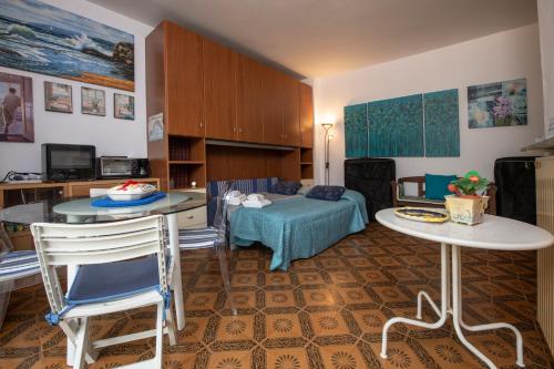 239 - Casa del Sole VISTA MARE Moneglia - 5Minuti a piedi dal Mare - Parcheggio Privato, Moneglia (fotografie 9)