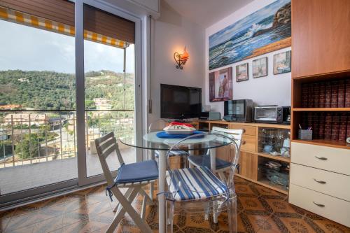 239 - Casa del Sole VISTA MARE Moneglia - 5Minuti a piedi dal Mare - Parcheggio Privato, Moneglia (fotografie 10)
