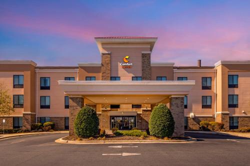 Comfort Suites Whitsett