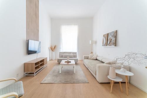 Grand Central 2 Bedrooms - Meliora Apartments