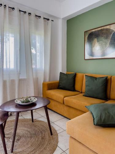 2 bedrooms, 3 beds