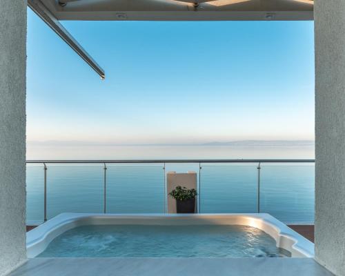 ג'קוזי, Golden Star City Resort in סלוניקי