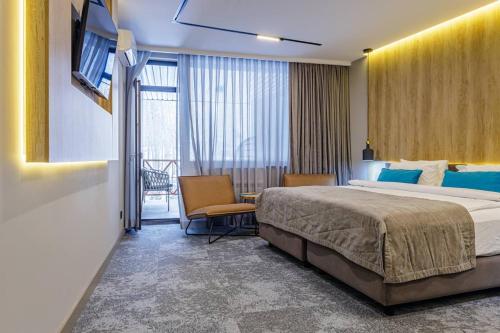 1 queen bed