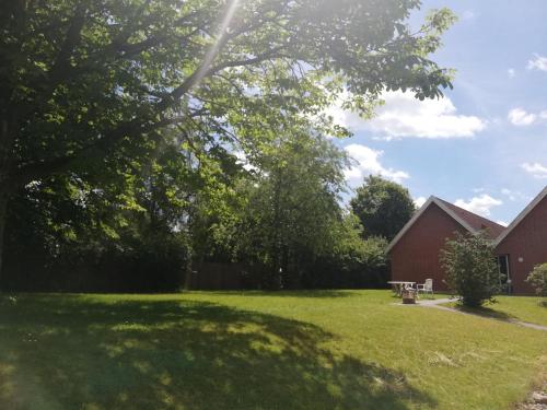 5 minute walk to LEGO HOUSE - Best location - Garden on site-n4 in Billund