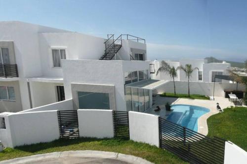 Spectacular house in Cabo with private pool & BBQ! in Cabo San Lucas, Mexiko