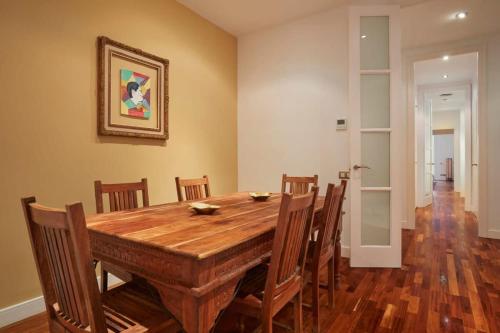 The Collection Barcelona - Classy 3BD - 2BTH with private patio in Eixample, Barcelona (foto 9)