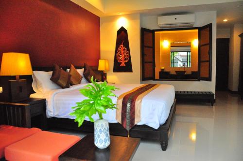 Navatara Phuket Resort - SHA Extra Plus