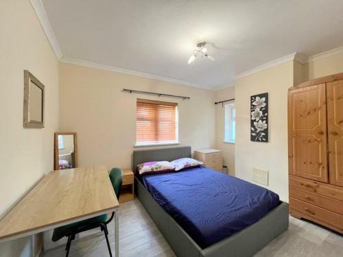 London Central Large Self Catering House