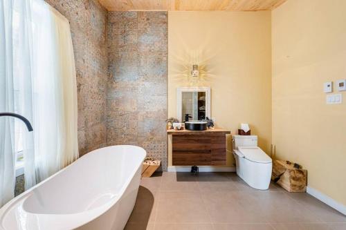 Cozy and beautiful chalet in Grenville-Sur-La-Rouge (QC)
