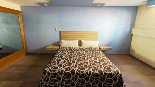 Hotel Plaza San Juan – Mexico City, NJ