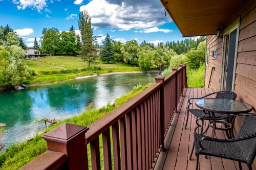Duck Inn Lodge - image 32