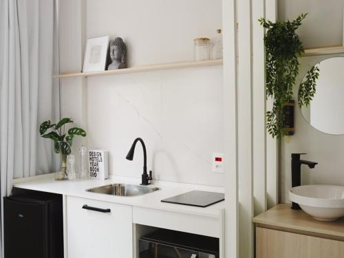 Кухня, Apê Metrô Paraíso (Ape Metro Paraiso) in São Paulo