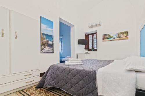 Voilà Rooms Guest House Room Type - Deluxe Triple Room