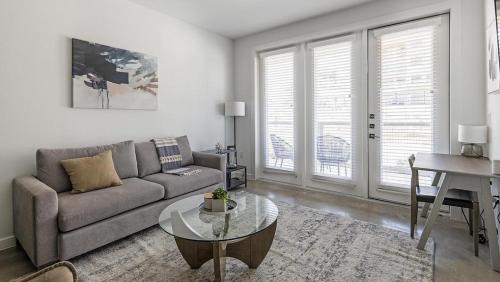 Landing Modern Apartment with Amazing Amenities ID1804X66 in Bee Cave, USA
