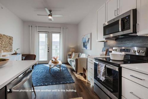 Landing Modern Apartment with Amazing Amenities ID1804X63 in Bee Cave, USA