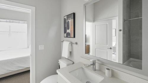 Landing Modern Apartment with Amazing Amenities ID1802X51 in Austin, USA