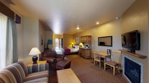 Sedona Real Inn & Suites