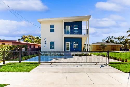 Hallandale Haven in Hallandale Beach, USA
