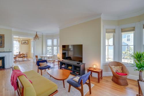 Pet-Friendly Hudson Home Near Won Dharma Center! in Hudson, USA