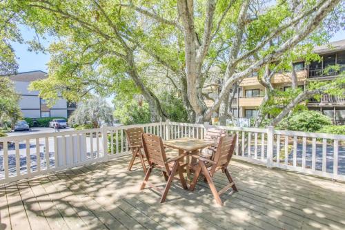 Walk to Ocean Unit with 2 Balconies in Myrtle Beach