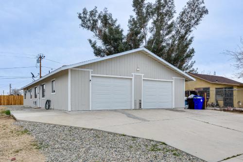 Convenient Joshua Tree Apartment - Walk to Town! in Joshua Tree, USA