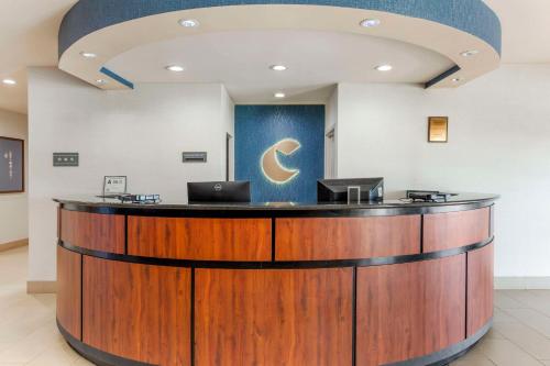 Photo - Comfort Suites Whitsett