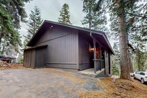 Emerald Ridge Retreat