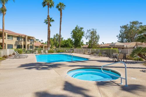 Country Club Comfort in Cathedral City, USA