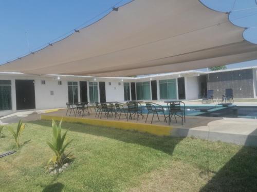 Hotel Diamante Rancho Playa in Tenixtepec, Mexico