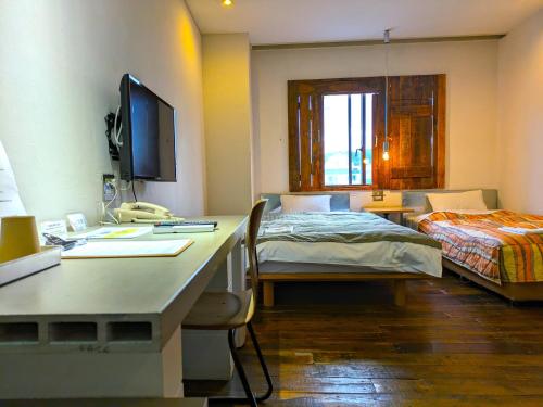 room detail thumbnail 0