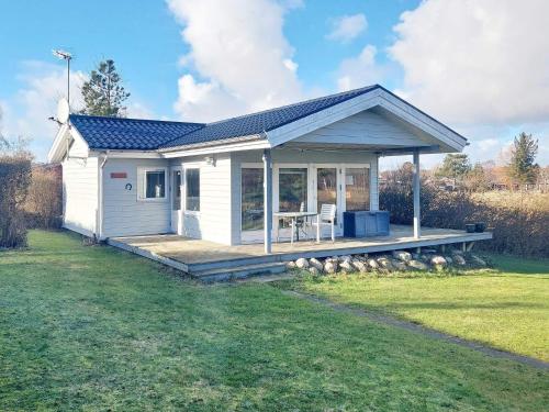 Three-Bedroom Holiday home in Karrebæksminde 1