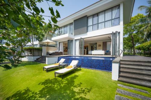 Blue Sky & Villas Beach Resort - 숙소 외관