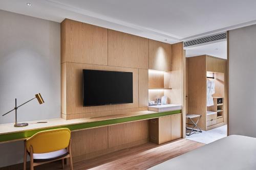 room detail thumbnail 1