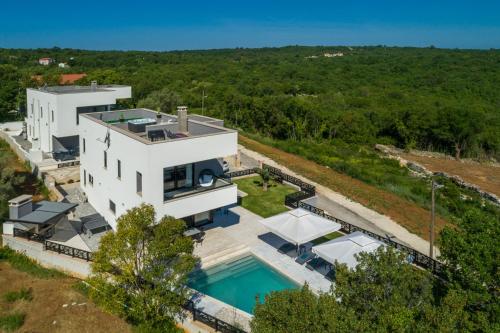 Apkārtne, Villa Abba Rakalj - Meerblick, Luxus und Komfort an der Südostküste Istriens (Villa Abba Rakalj - Meerblick, Luxus und Komfort an der Sudostkuste Istriens) in Rakalj