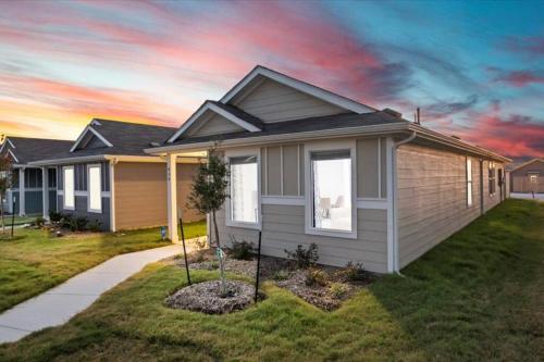Full new built house, 20 minutes to Dallas in Wilmer, USA