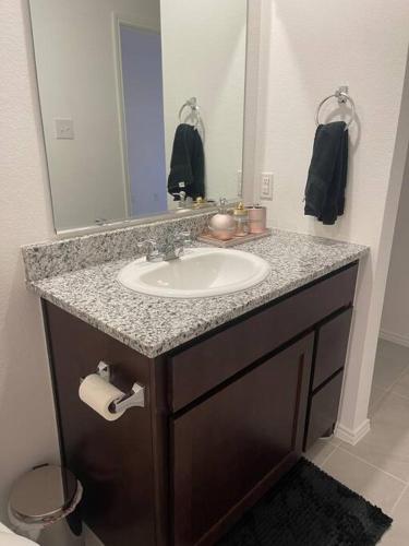 Full new built house, 20 minutes to Dallas in Wilmer, USA