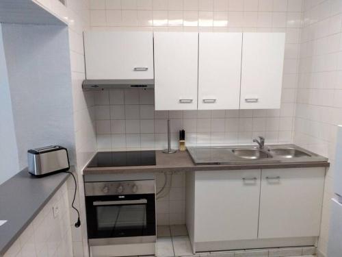 Agréable maison 2 ch 5 mins Valenciennes et garage - Location saisonnière - Anzin