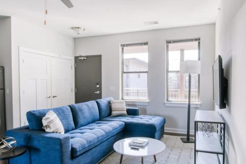 CozySuites Music Row Chic 1BR w free parking 12 in Nashville, USA