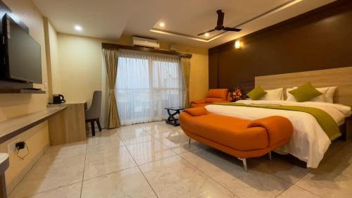 Hotel Kino Tree near Orion Mall