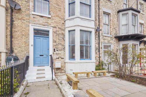 Hidden Treasure Hidden Treasure