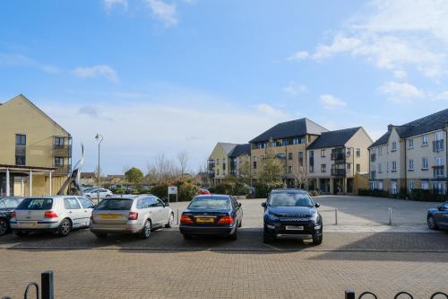 Sorrel House Stylish 2 Bedroom 2 Bathroom in Carterton